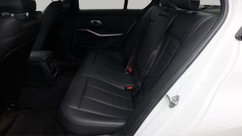 BMW 3 Series 320I M SPORT