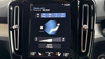 Volvo XC40 RECHARGE T4 PLUS