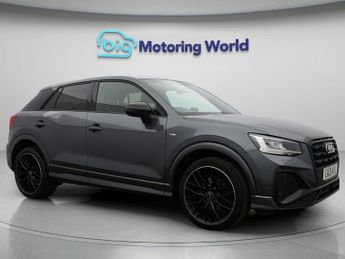 Audi Q2 TFSI S LINE BLACK EDITION