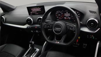 Audi Q2 TFSI S LINE BLACK EDITION