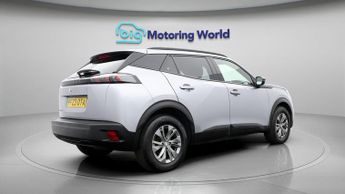 Peugeot E-2008 ACTIVE PREMIUM PLUS