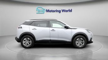 Peugeot E-2008 ACTIVE PREMIUM PLUS