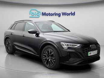 Audi Q8 e-tron QUATTRO BLACK EDITION
