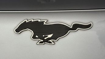 Ford Mustang Mach-E BASE
