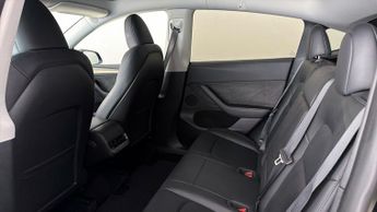 Tesla Model Y BASE