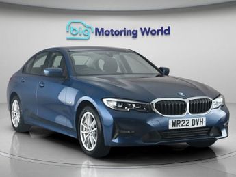BMW 3 Series 330E SE PRO