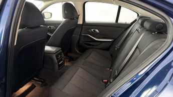 BMW 3 Series 330E SE PRO