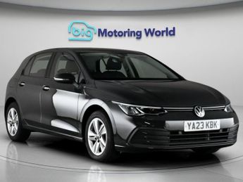 Volkswagen Golf LIFE TSI