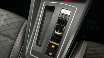 Volkswagen Golf R-LINE TDI DSG