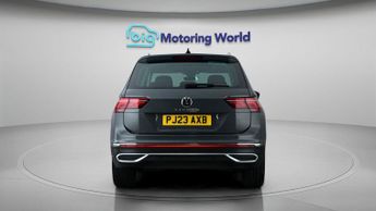 Volkswagen Tiguan ELEGANCE TSI DSG