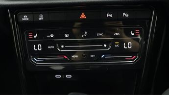 Volkswagen T-Roc R-LINE TDI DSG