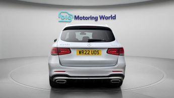 Mercedes-Benz GLC GLC 300 4MATIC AMG LINE