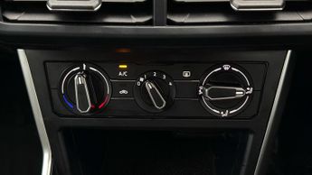 Volkswagen Polo LIFE TSI DSG