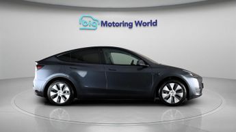 Tesla Model Y BASE
