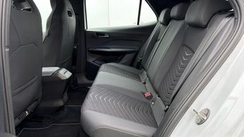 CUPRA Born V1
