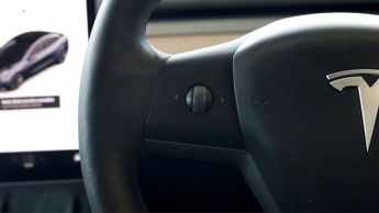 Tesla Model 3 MODEL 3