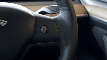 Tesla Model 3 MODEL 3