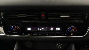 Nissan Qashqai DIG-T N-CONNECTA DCT