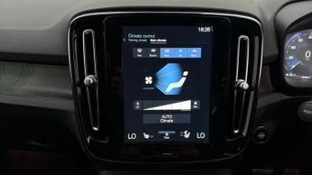 Volvo XC40 RECHARGE T4 PLUS