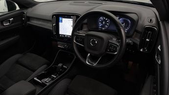 Volvo XC40 RECHARGE T4 PLUS