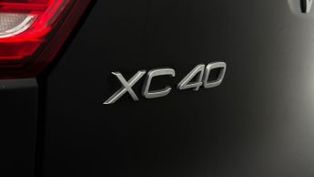 Volvo XC40 RECHARGE T4 PLUS