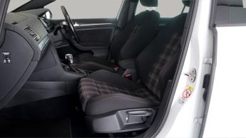 Volkswagen Golf GTI PERFORMANCE TSI DSG