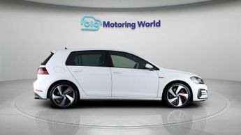Volkswagen Golf GTI PERFORMANCE TSI DSG