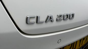 Mercedes-Benz CLA CLA 200 AMG LINE