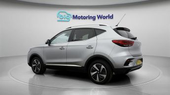 MG MG ZS TROPHY CONNECT