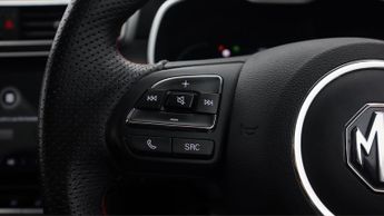 MG MG ZS TROPHY CONNECT