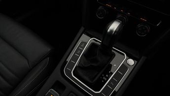 Volkswagen Passat SEL TSI EVO DSG