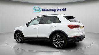 Audi Q3 TFSI S LINE BLACK EDITION
