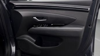 Hyundai TUCSON T-GDI SE CONNECT DCT