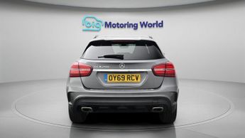 Mercedes-Benz GLA GLA 200 AMG LINE EDITION