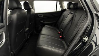 MG MG5 EXCLUSIVE