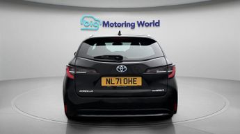 Toyota Corolla ICON TECH