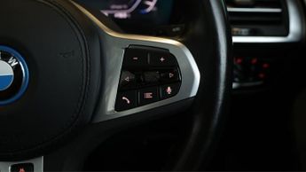 BMW iX3 M SPORT