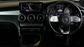 Mercedes-Benz GLC GLC 300 4MATIC AMG LINE