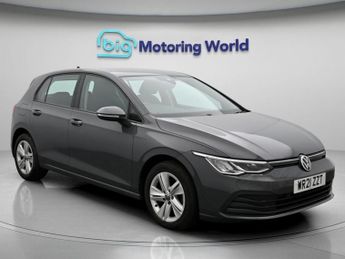 Volkswagen Golf LIFE TSI