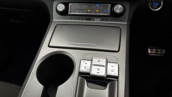 Hyundai KONA PREMIUM
