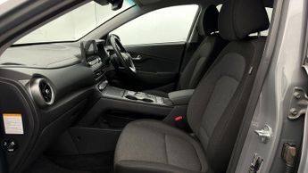 Hyundai KONA PREMIUM
