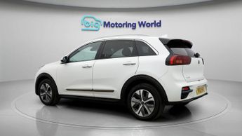 Kia Niro 4 PLUS