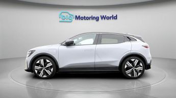 Renault Megane E-Tech ICONIC