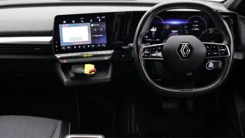 Renault Megane E-Tech ICONIC