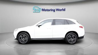 Mercedes-Benz GLC GLC 300 E 4MATIC AMG LINE