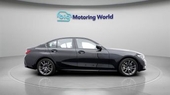 BMW 3 Series 330E SPORT PRO