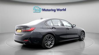 BMW 3 Series 330E SPORT PRO