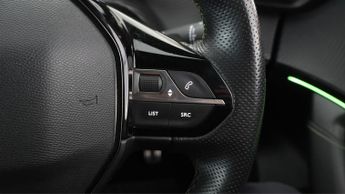 Peugeot E-2008 GT