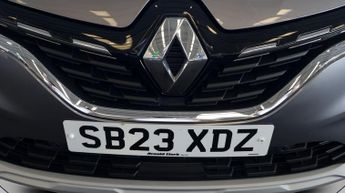 Renault Captur TECHNO E-TECH