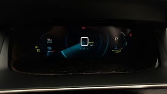 Peugeot E-2008 GT PREMIUM